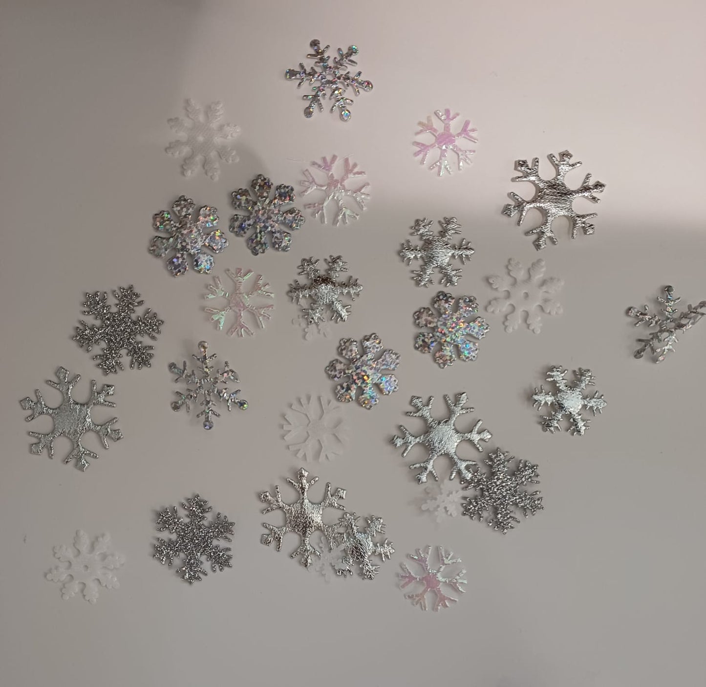 200 Snowflakes Christmas Decoration